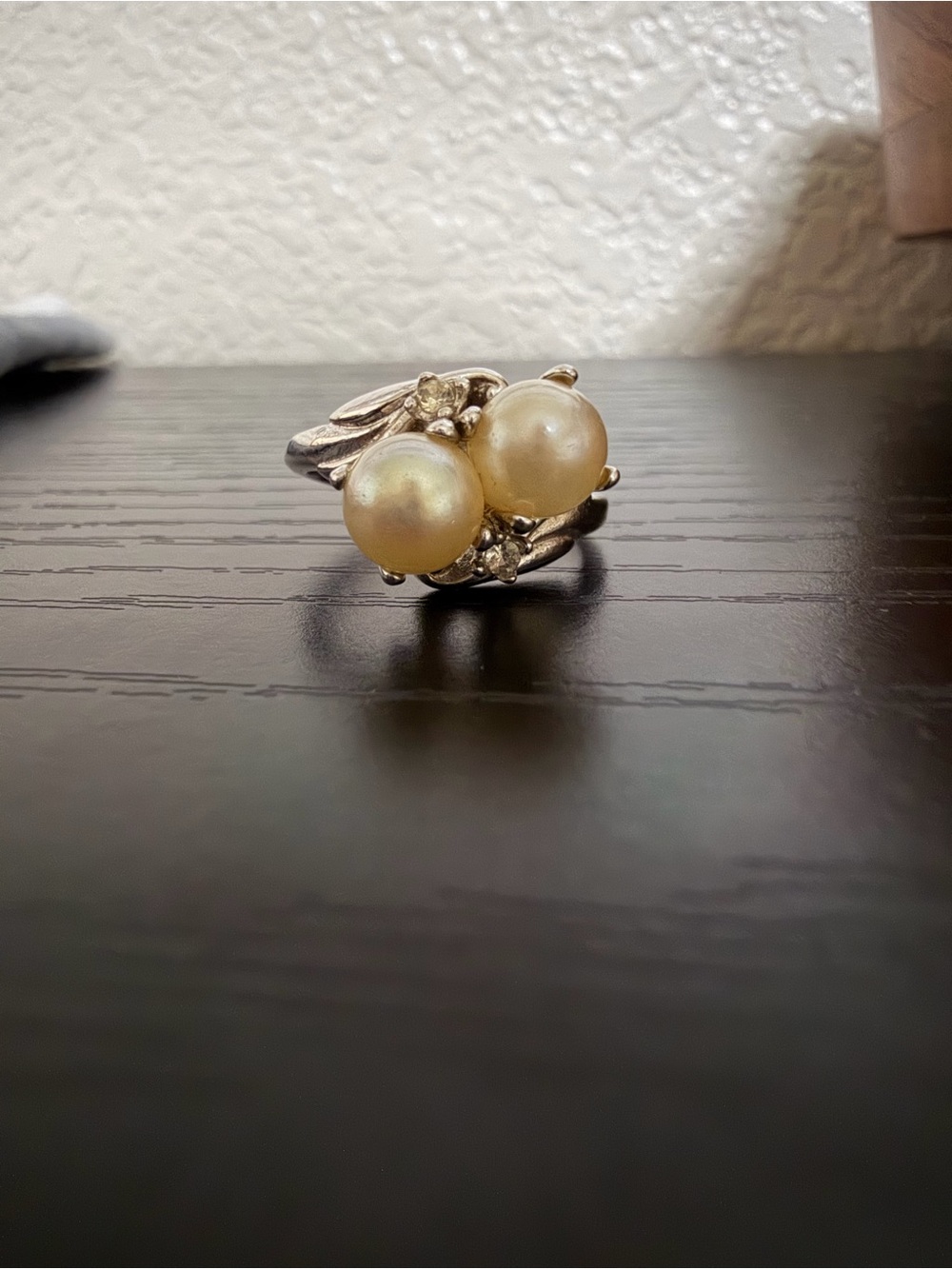 Vintage 18K HGE White Gold Plated Twin Pearl Bypass Cocktail Ring Size 8
